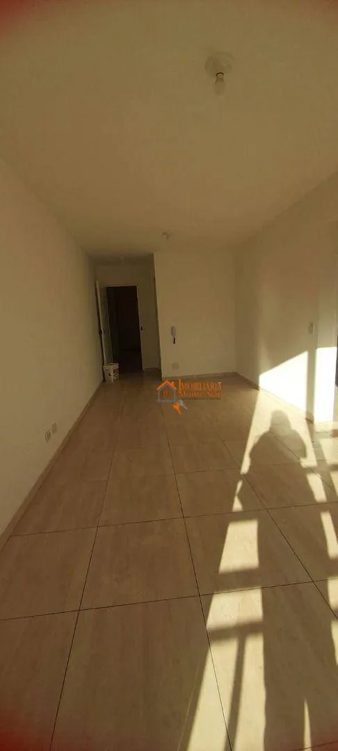 Imagem Apartamento com 2 dormitórios à venda, 48 m² por R$ 290.000,00 - Vila Rio de Janeiro - Guarulhos/SP