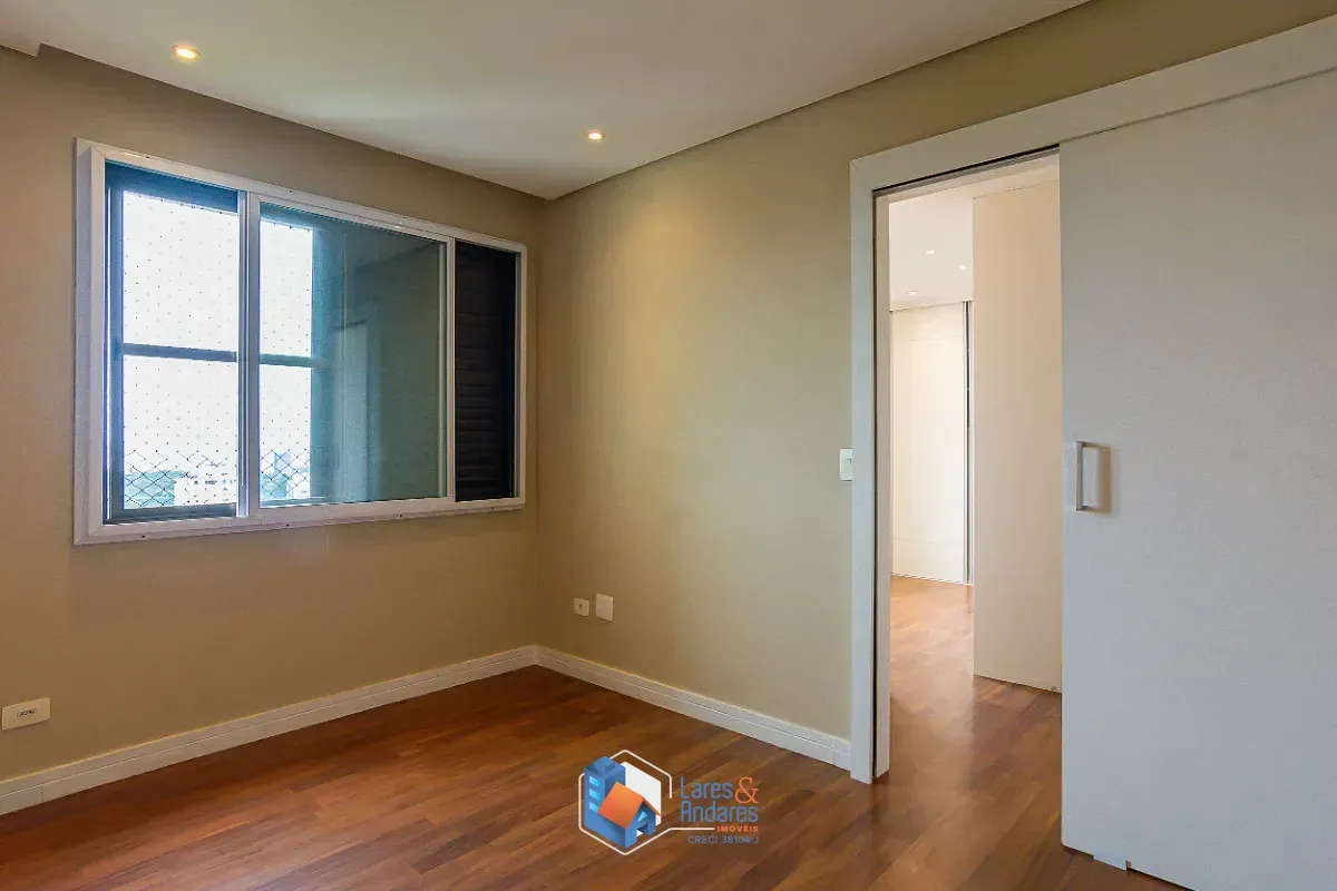 Imagem Cobertura para venda em Vila Suzana com 3 quartos, sendo 3 suítes, 283m²