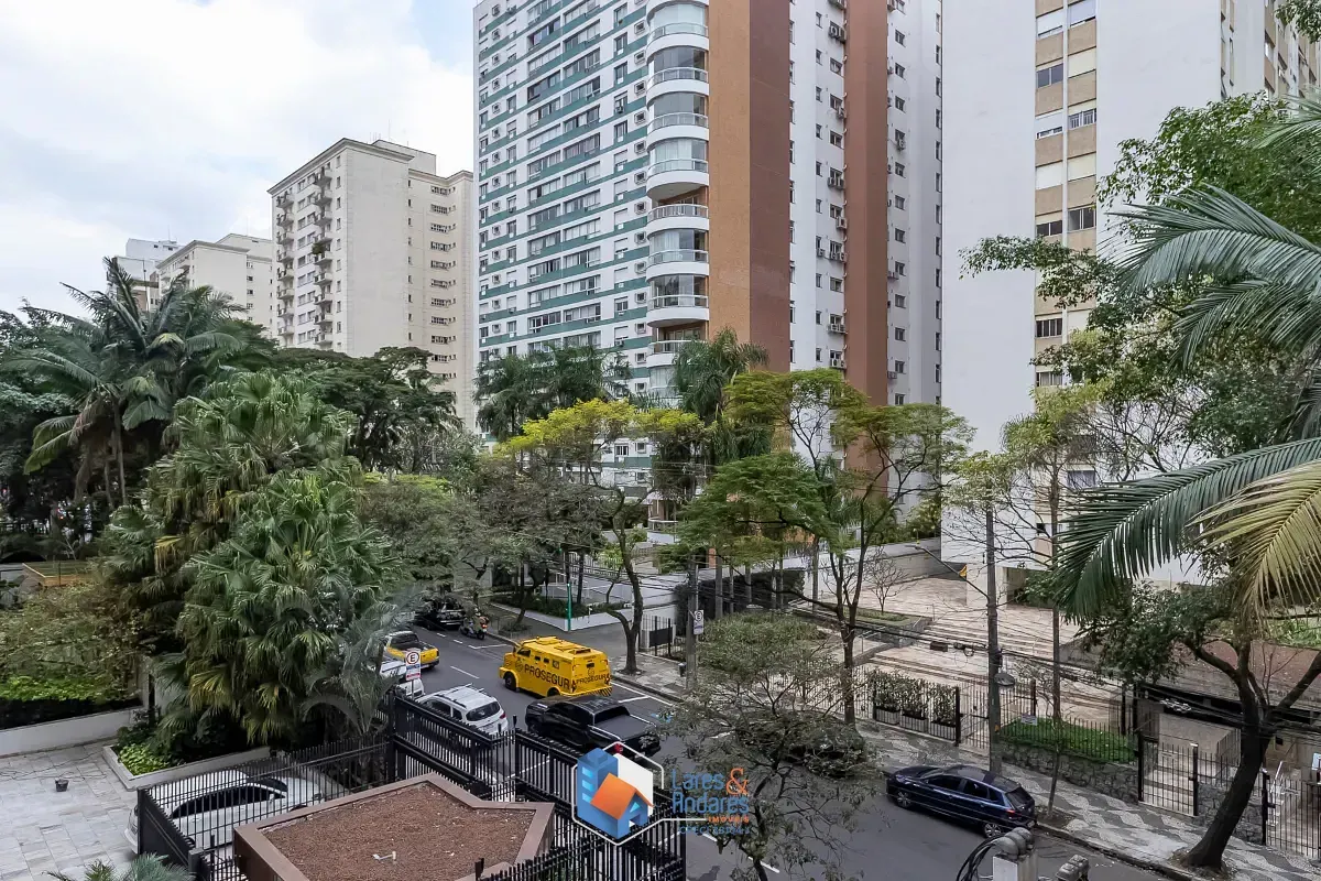 Imagem Apartamento para venda em Itaim Bibi com 3 quartos, sendo 3 suítes, 154m²