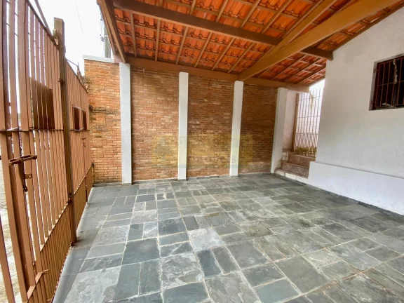 Imagem Excelente Casa de 2 Dorm a Venda no Sumaré - Caraguatatuba
