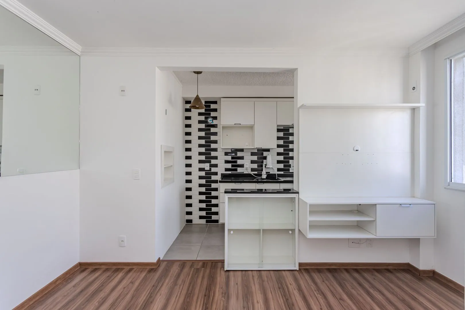 Imagem Apartamento no Sarandi de 2 dormitórios vaga e infra DESOCUPADO