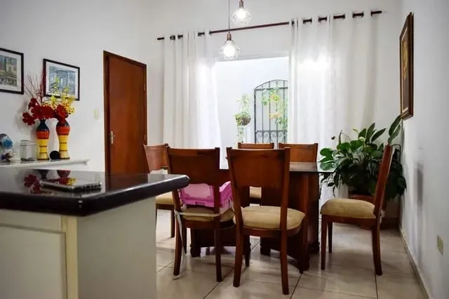 Imagem Casa à venda 3 Quartos, 1 Suite, 4 Vagas, 300M², Jardim Oásis, Taubaté - SP