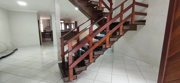 Imagem Casa de 3 quartos no bairro Industrial - Santana do Paraíso