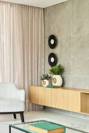 Imagem Apartamento de 2 dormitórios, 2 suíte, 1 garagem. Sala de estar e jantar com lavabo; Sacada com ch...