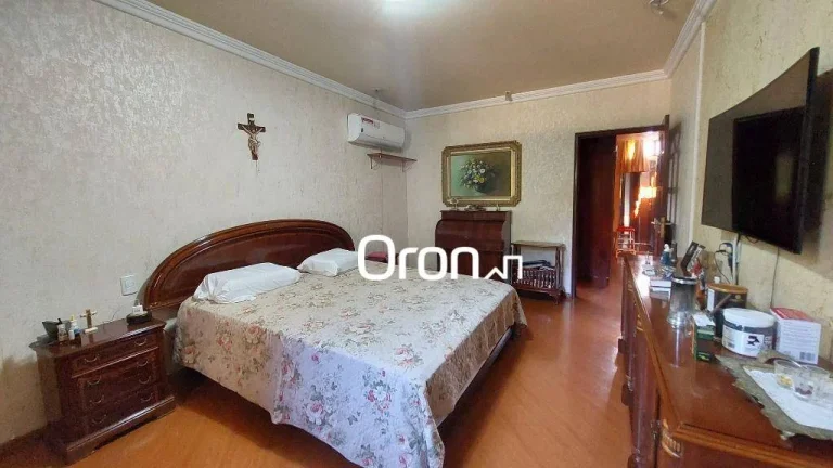 Imagem Sobrado à venda, 330 m² por R$ 1.790.000,00 - Setor Jaó - Goiânia/GO