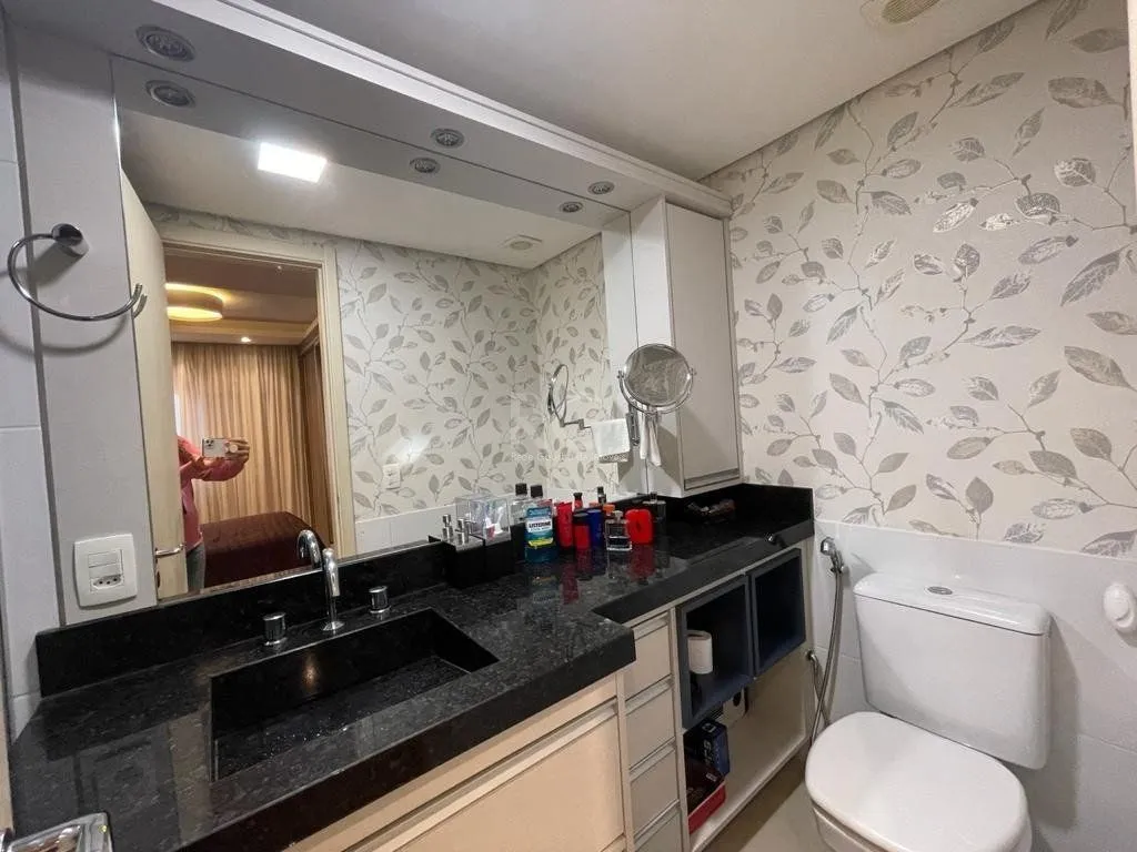Imagem Apartamento para Venda - 64.67m², 2 dormitórios, sendo 1 suites, 1 vaga - Cidade Baixa, Porto Alegre