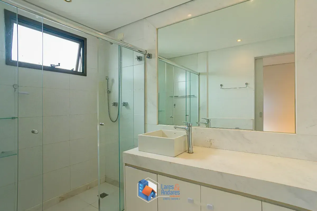Imagem Cobertura para venda em Vila Suzana com 3 quartos, sendo 3 suítes, 283m²
