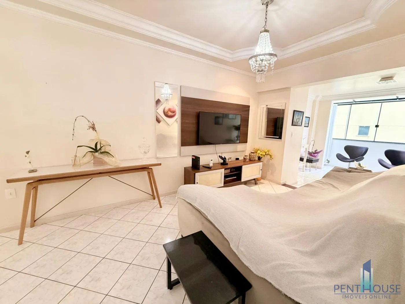 Imagem Apartamento Zona Central para Venda em Balneário Camboriú, CENTRO, 2 dormitórios, 1 suíte, 2 banheiros, 1 vaga