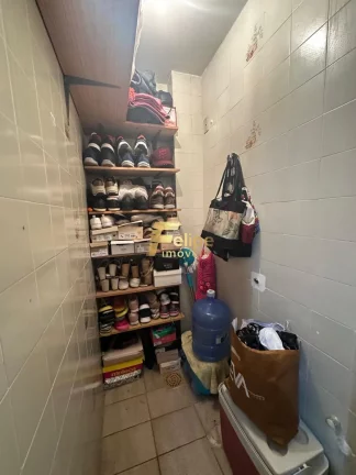 Imagem BELÍSSIMO APARTAMENTO DE 03 QUARTOS, TODO REFORMADO NO PORCELANATO, SOL DA MANHÃ, À VENDA NA PRAIA DO MORRO, EM GUARAPARI/ES!