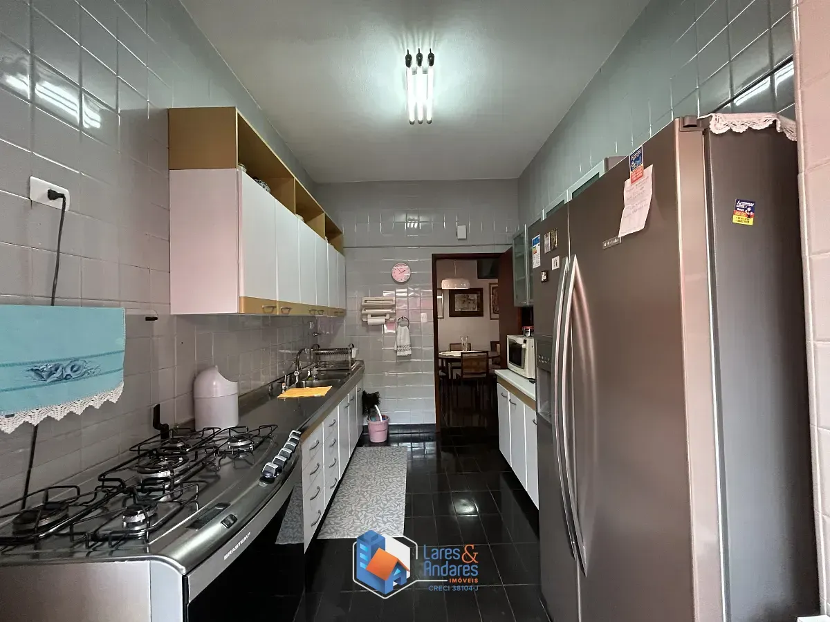 Imagem Casa de vila para venda em Jardim Hípico com 3 quartos, sendo 1 suíte, 228m²