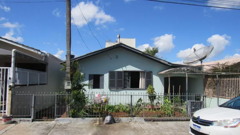 Imagem Casa para Venda em Concórdia, Guilherme Reich, 5 dormitórios, 2 banheiros