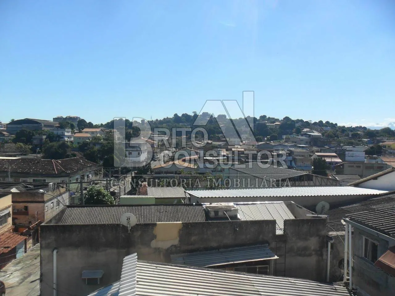 Imagem Vendo Casa Tríplex em Cond Fechado 4 Qts, 4 Vagas, Terraço Mutua - São Gonçalo/RJ.