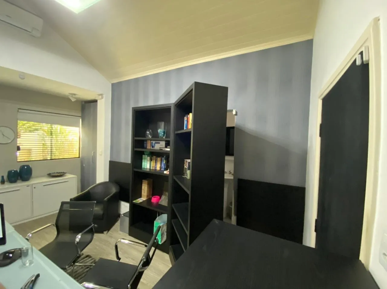 Imagem Comercial à venda 8 Quartos, 2 Vagas, 300M², Jardim Maria Augusta, Taubaté - SP