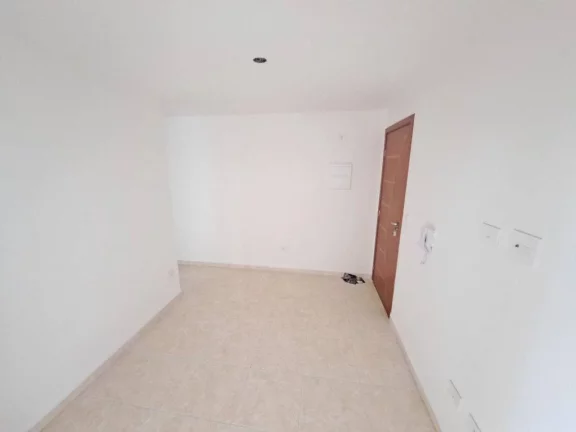 Imagem Apartamento com 2 dormitórios à venda, 56 m² por R$ 320.000 - Caiçara - Praia Grande/SP