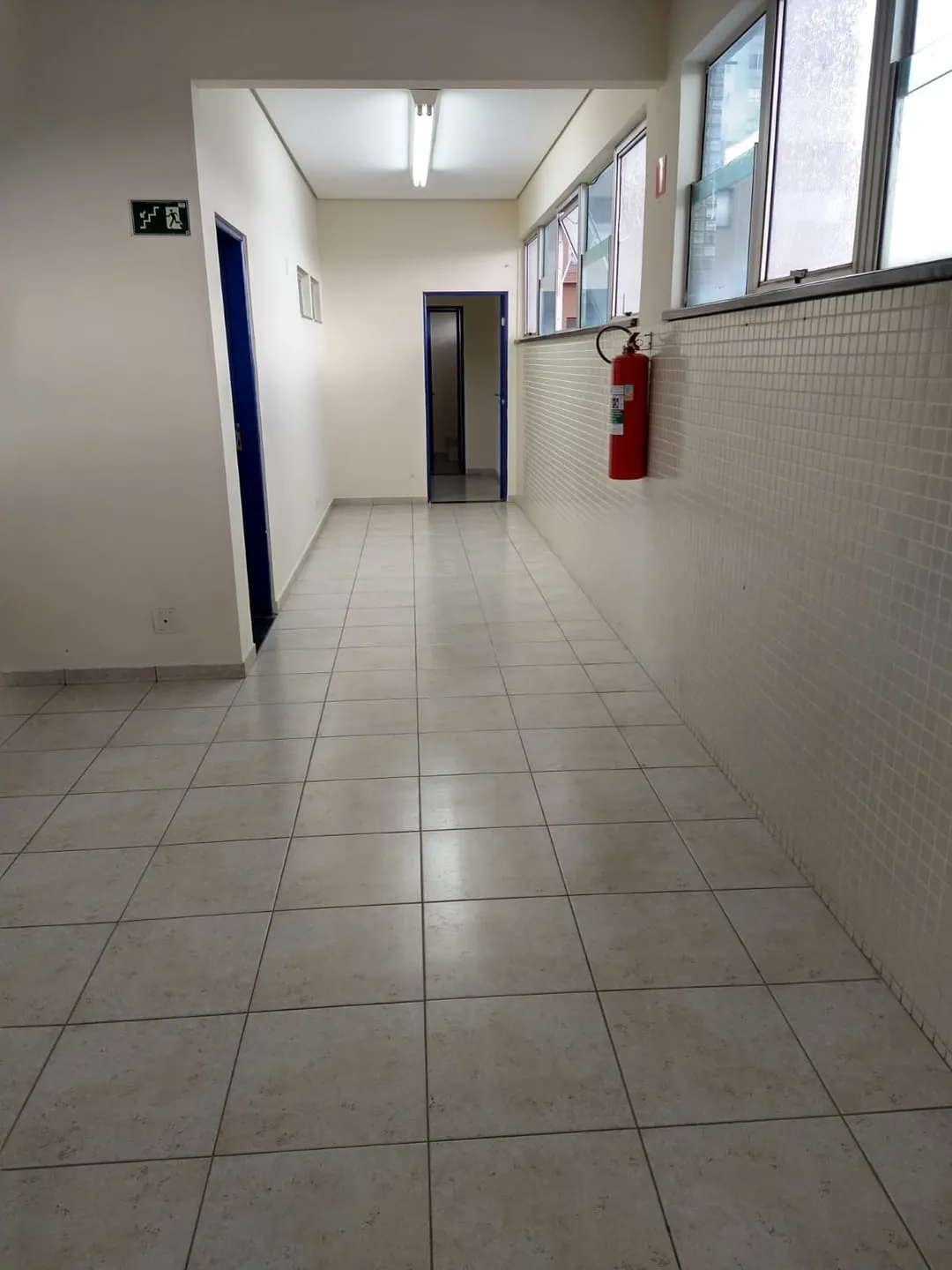 Imagem Comercial para Locação 2 Vagas, 26M², Centro, Pindamonhangaba - SP | Predio Fortunato