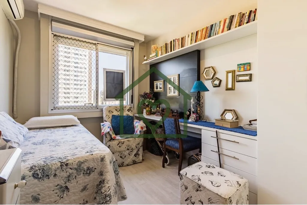 Imagem Descubra seu novo lar neste apartamento reformado na região sul do Brasil, localizado na Rua Albion...