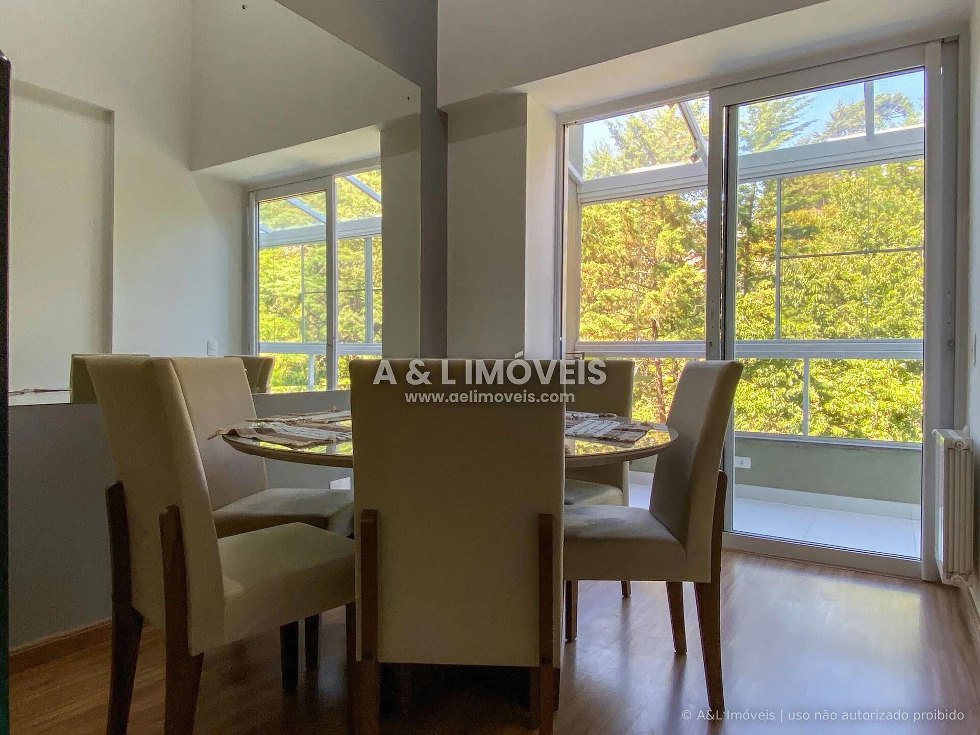Imagem Apartamento duplex à venda em Campos do Jordão | 2 dormitórios | Capivari
