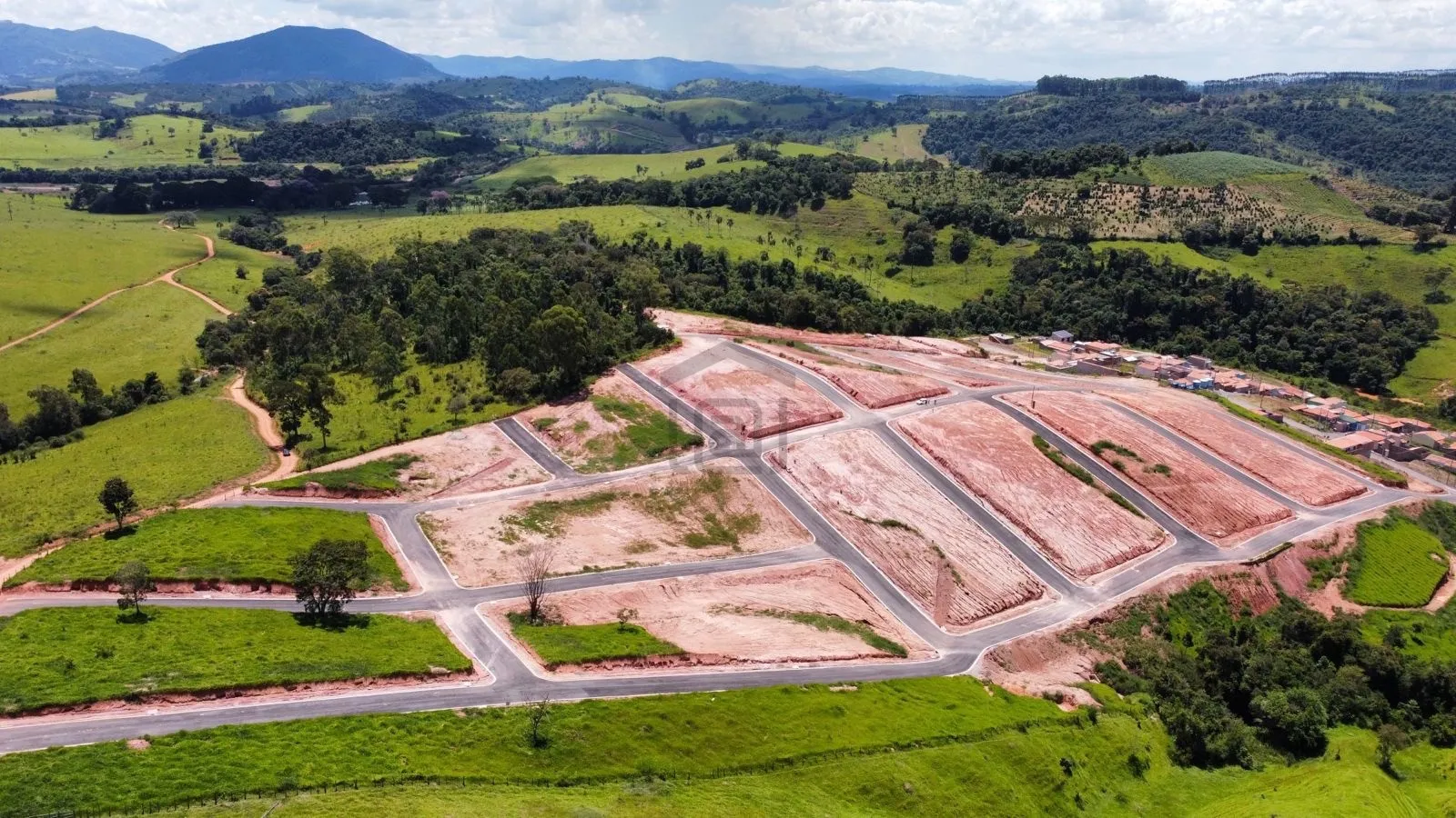 Imagem Terreno 200 m² à venda em Bela Vista, Bandeira do Sul