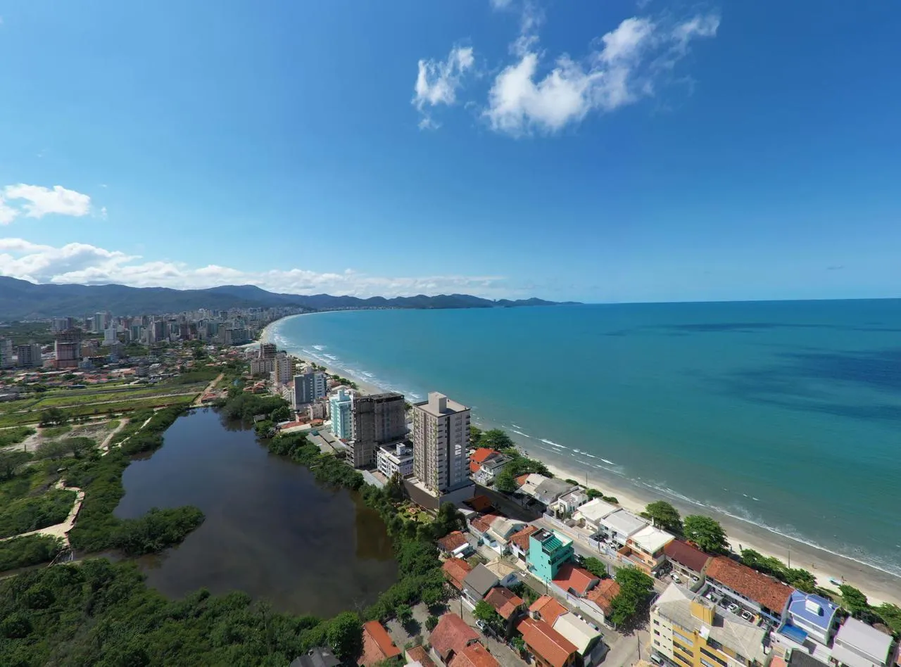 Imagem Apartamento com vista para o mar à venda com 144m2 por R$ 4.690.000,00