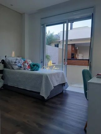 Imagem Casa á venda com 3 Quartos ,187m² - Pedra Branca palhoça SC