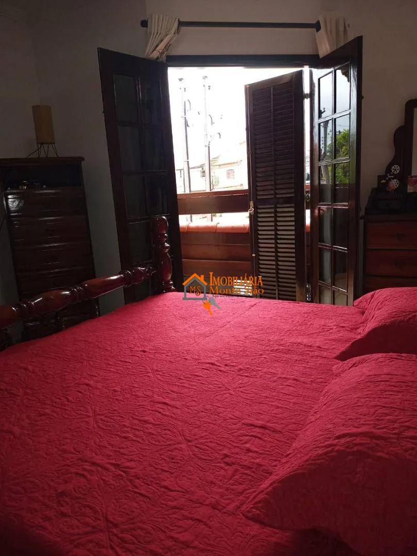 Imagem Sobrado com 3 dormitórios à venda, 131 m² por R$ 954.000,00 - Jardim Santa Clara - Guarulhos/SP