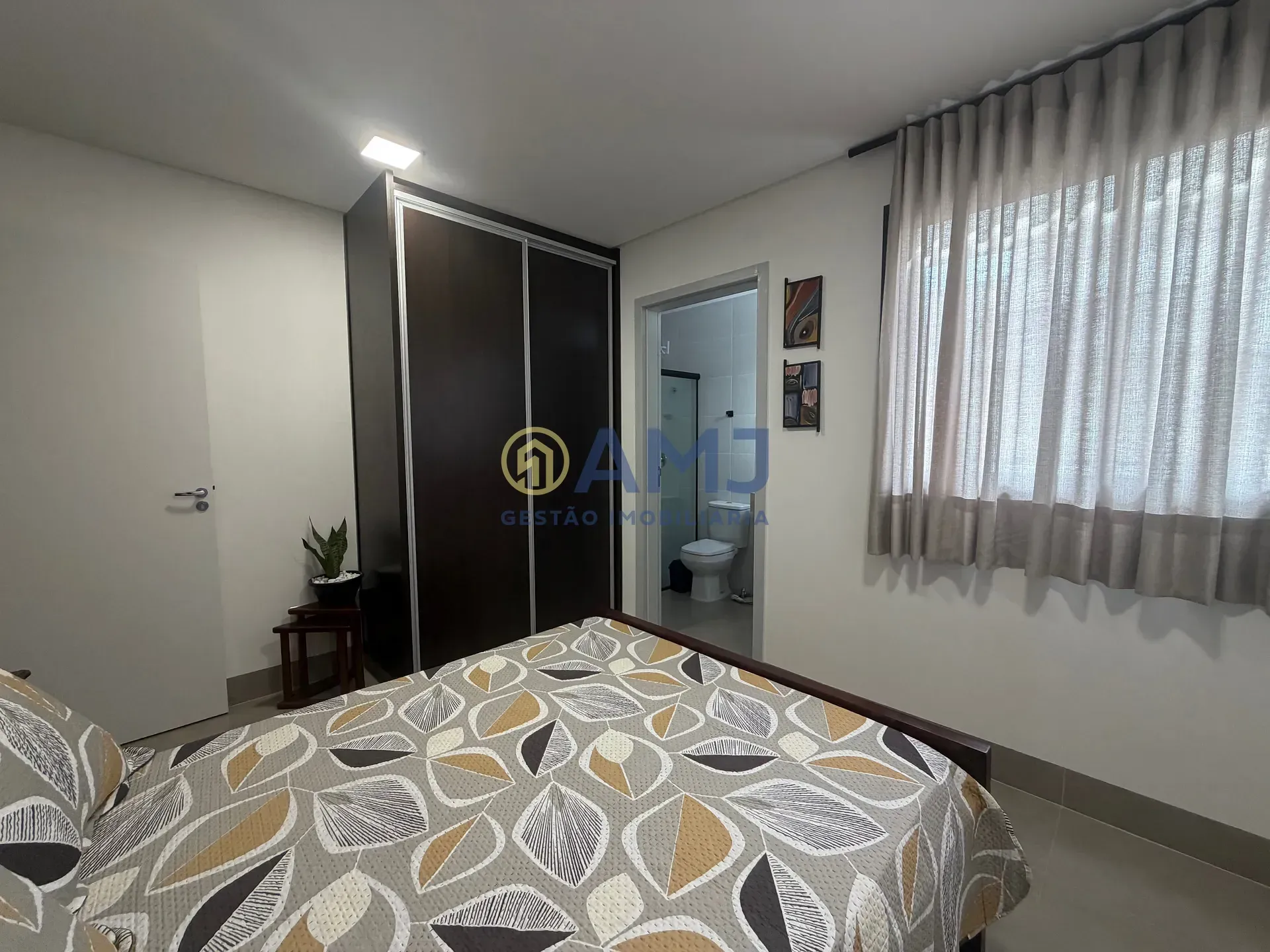 Imagem SOBRADO SEMI-NOVO À VENDA NO HOUSE GARDEN CASCAVEL | JARDIM ATLÂNTICO | GOIÂNIA