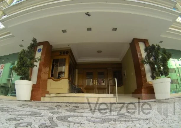Imagem Apartamento para Temporada em Balneário Camboriú / SC no bairro Centro