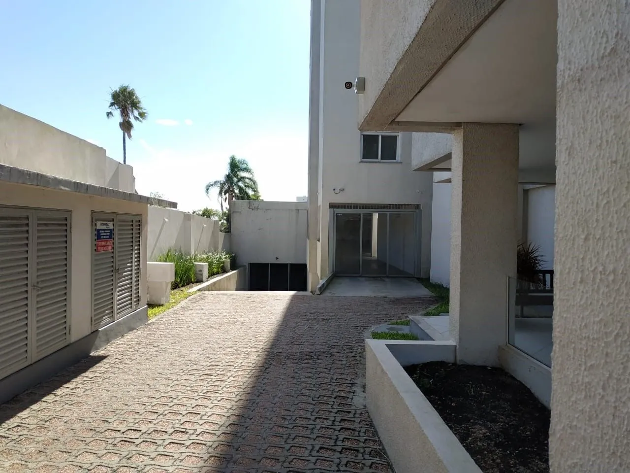 Imagem Apartamento de 2 quartos a venda com vaga dupla no Bairro Santo Antonio