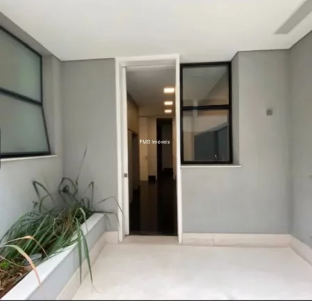 Imagem Casa de luxo no Planalto Paulista: 3 quartos, 3 suítes, 4 salas, 5 banheiros, 5 vagas, 636 m² - Venda ou Locação em SP