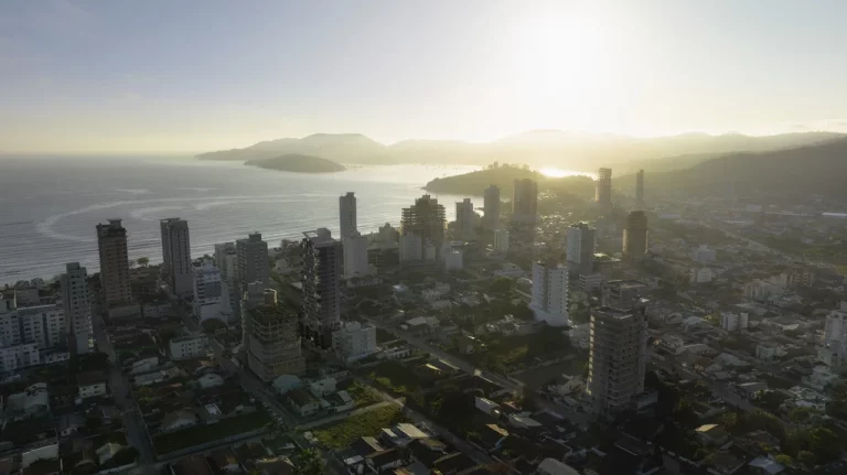 Imagem Apartamento à venda em Porto Belo, Perequê, com 2 quartos, 81,84m2