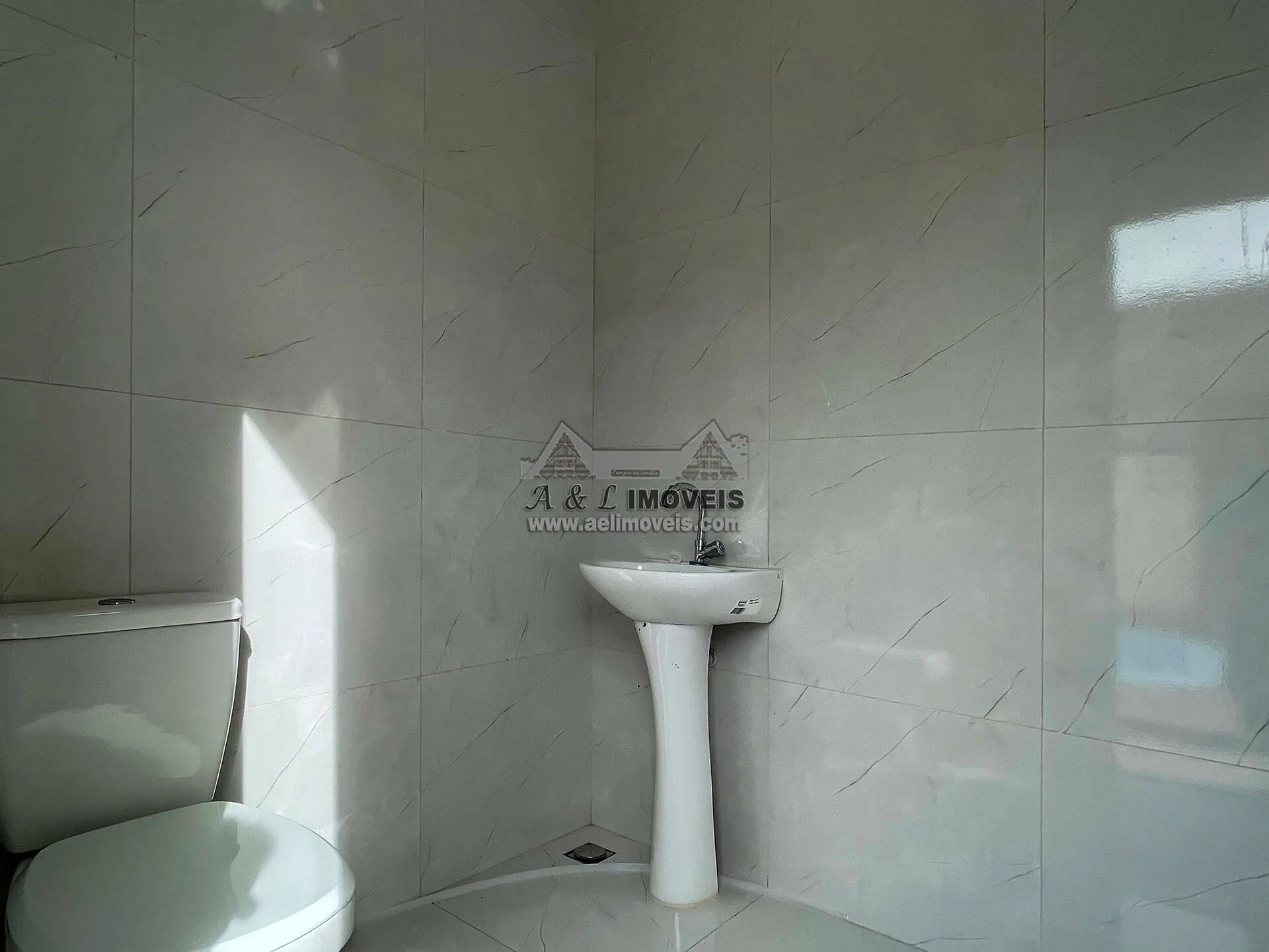 Imagem Casa à venda em Taubaté: Conforto e sofisticação em um só lugar!