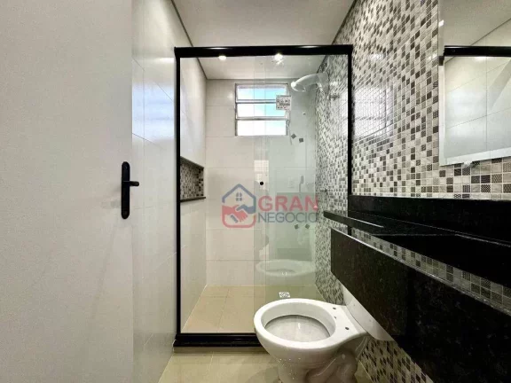 Imagem Apartamento com 2 Quartos Reformado e Completo