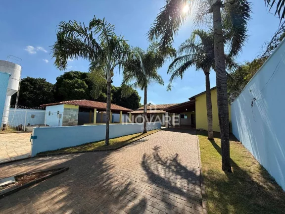 Imagem Casa com 3 dormitórios para alugar, 400 m² por R$ 4.150,00/mês - Setor Paranaíba - Itumbiara/GO