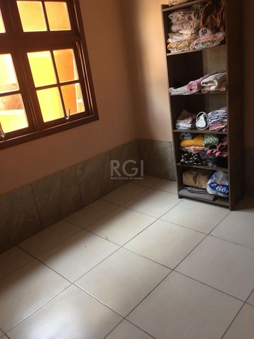 Imagem Casa para Venda - 90m², 3 dormitórios, 2 vagas - Hípica