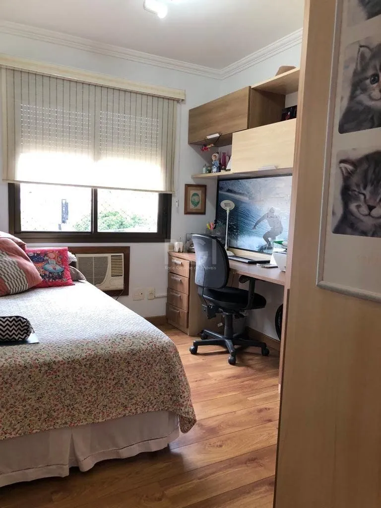 Imagem Apartamento para Venda - 172.94m², 3 dormitórios, 1 suites, 2 vagas - Tristeza