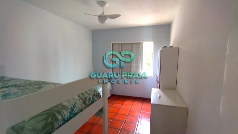 Imagem dormitórios sendo o terceiro reversível e 2 banheiros, sala para 2 ambientes, cozinha, área de serviço
