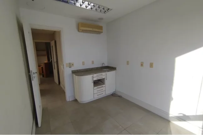 Imagem Sala para venda no bairro Higienópolis em Porto Alegre