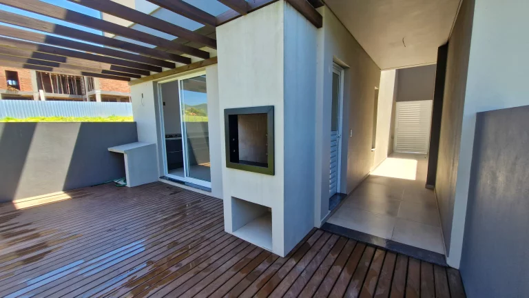 Imagem Imóvel de Luxo: Casa 3 Quartos com 146m² no Bairro Ferraz, Garopaba-SC. Veja Agora!