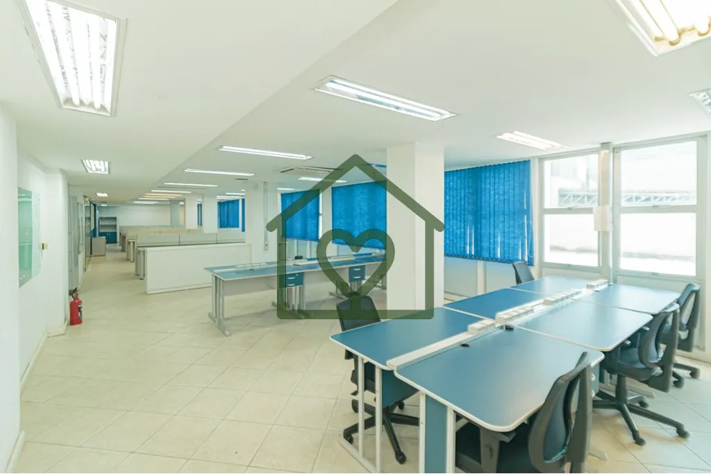 Imagem Está à procura de um espaço comercial em excelente localização em Porto Alegre? Apresentamos es...