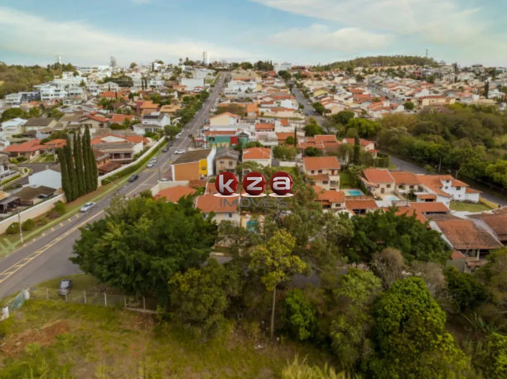 Imagem Terreno à venda em Valinhos-SP, Parque Nova Suíça - 600,00m² de área. Venha conferir!