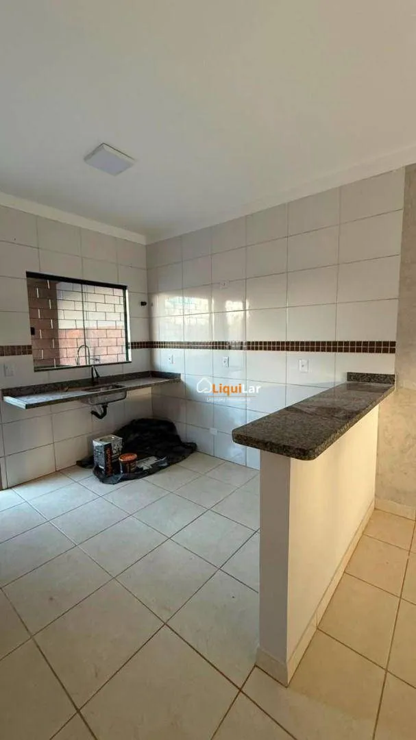Imagem Casa à Venda no Portal Caiobá com 2 Quartos, Quintal Privativo e Varanda Gourmet