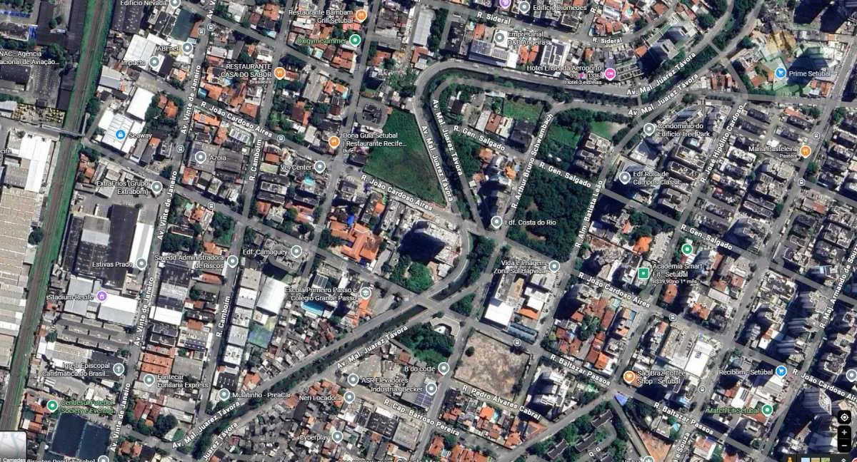Imagem Terreno de 6.496 m2, Para Venda, em Boa Viagem, Recife.