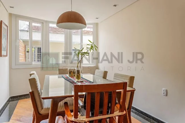 Imagem Imperdível oportunidade: Casa à venda em São Paulo-SP, Vila Romana, 4 quartos, 1 suíte, 6 salas, 6 banheiros, 2 vagas, 390m².