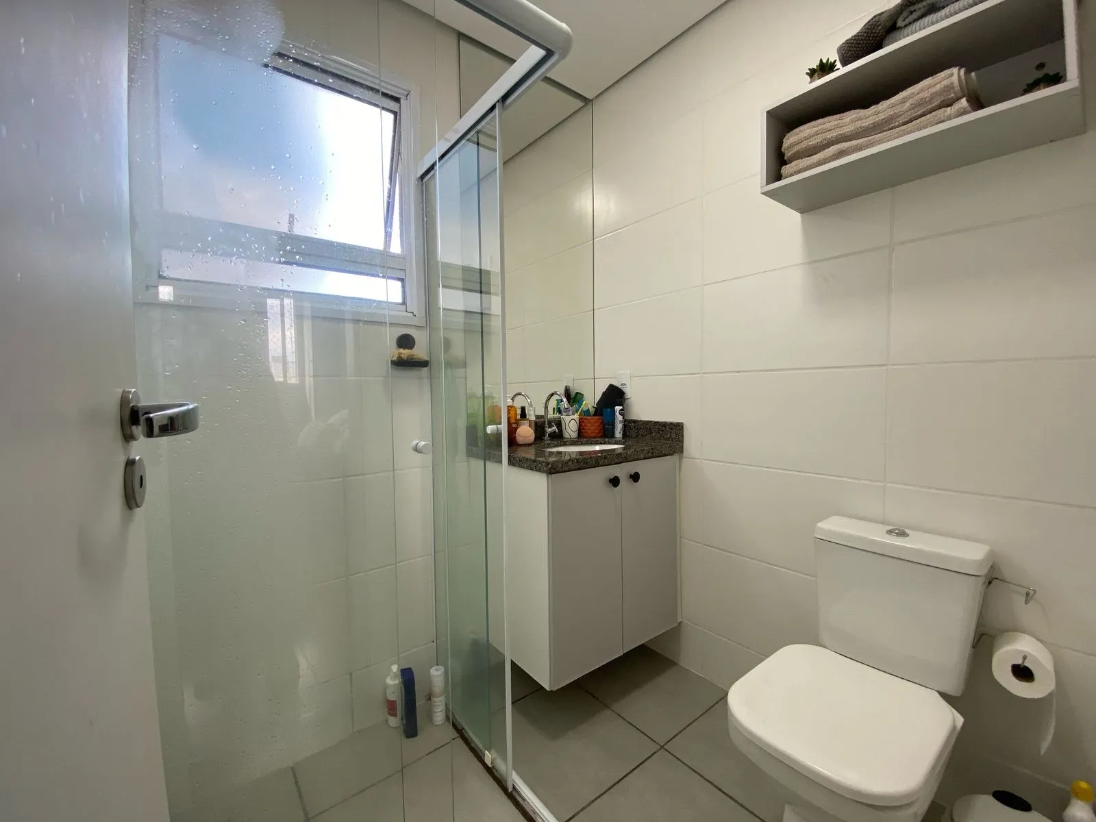 Imagem Apartamento mobiliado com 2 dormitórios sendo 1 suíte e 1 vagas de garagem no Edifício Morumbi Life Residencial- Jardim Morumbi- Sorocaba
