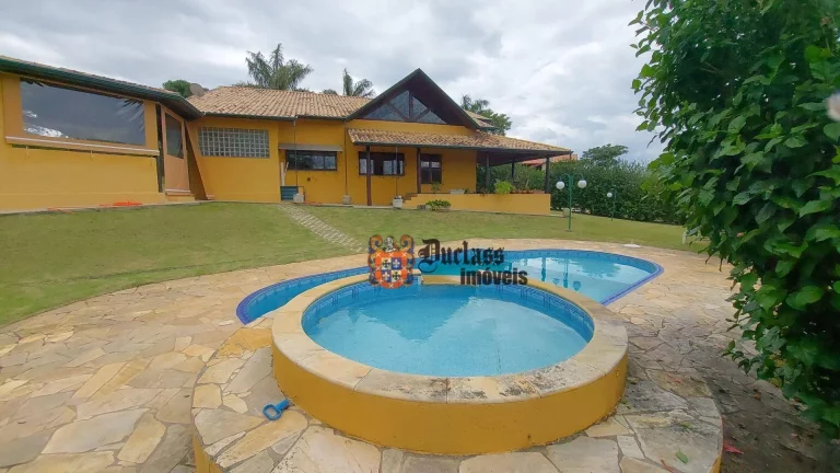 Imagem Chácara com 3 dormitórios à venda, 1850 m² por R$ 1.950.000,00 - Condomínio Residencial Vila Rica - Bragança Paulista/SP