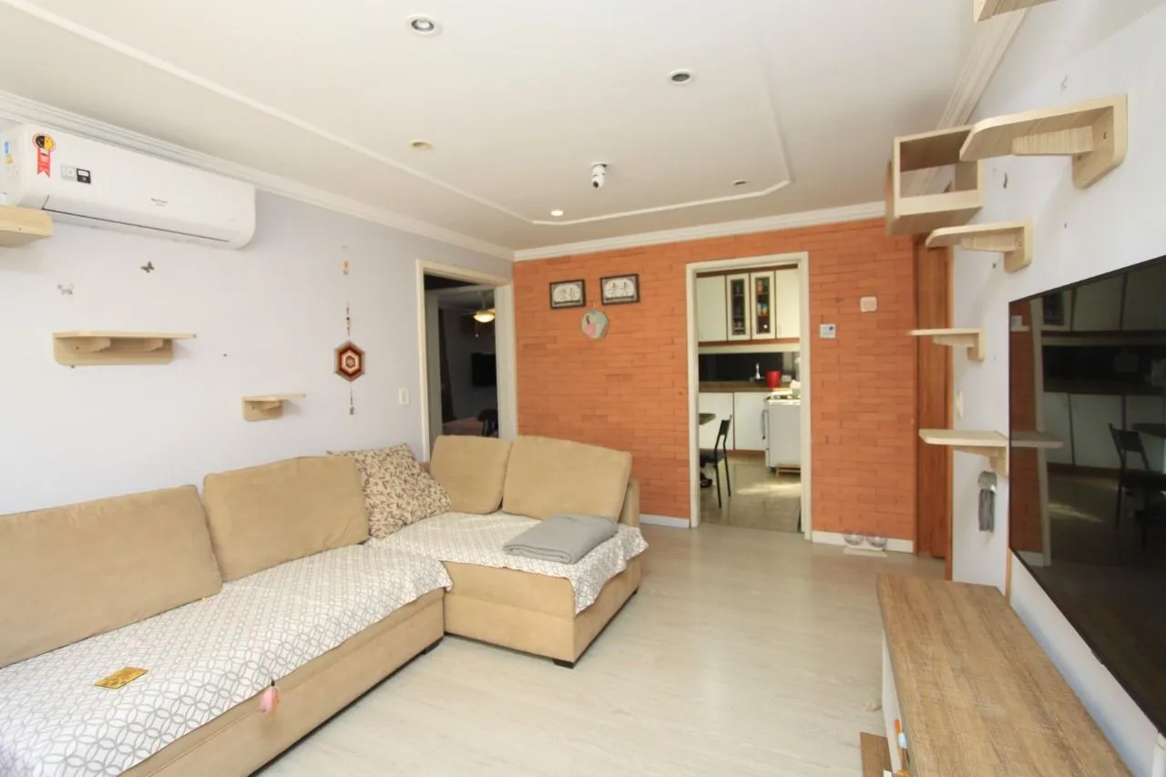 Imagem Apartamento 2 dormitórios, 1 vaga, no bairro Jardim Botânico, Porto Alegre/RS