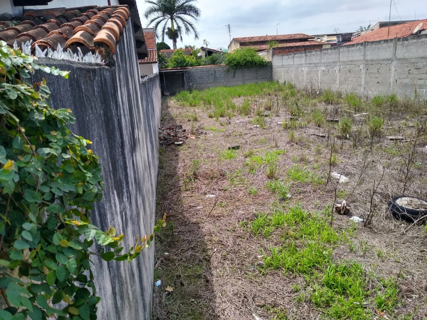 Foto do imóvel Terreno à venda 300M², Laerte Assunção, Pindamonhangaba - SP