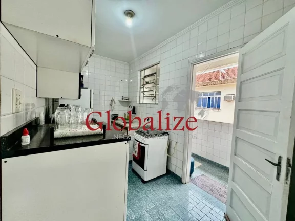 Imagem Apartamento em Santos no bairro do Marapé de 2 dormitórios e uma vaga de garagem à venda por R$ 315.000,00