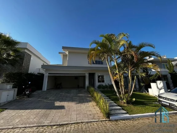 Imagem (PERMUTA) Casa 04 suítes sendo que uma das suítes fica no andar inferior térreo, em Balneário Camboriú SC