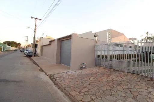 Imagem CASA 3 QUARTOS NO ALTOS DO COXIPÓ